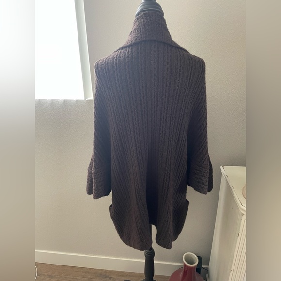 Cabi Repose Cape Sweater - Picture 9 of 12